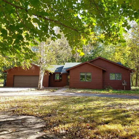 5185 SE 125th Ave, Clear Lake, MN 55319