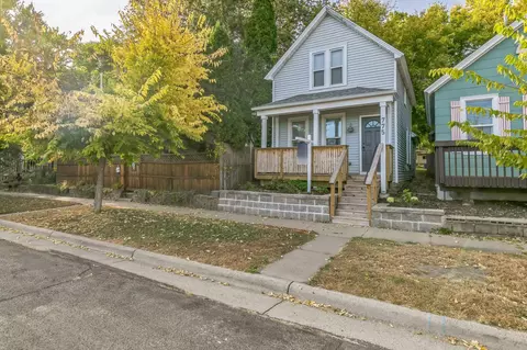 775 Butternut Ave, Saint Paul, MN 55102