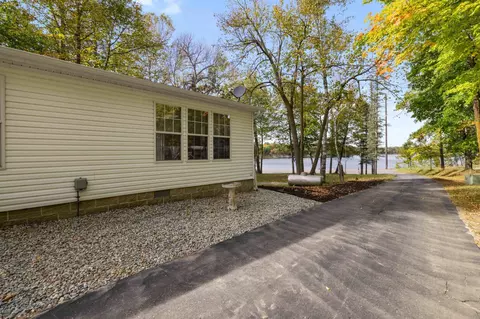 2523 County 5 NW, Hackensack, MN 56452