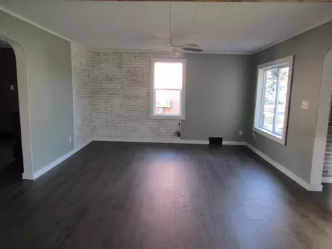 228 E Sorenson Ave, Appleton, MN 56208 photo 6