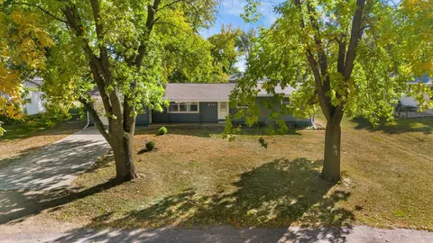618 E 13th St, Blue Earth, MN 56013 photo 25