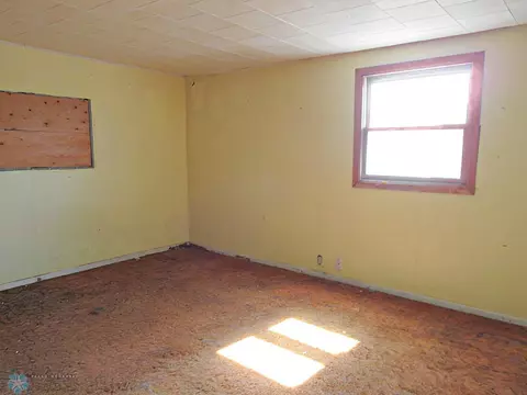 204 Maple Ave, Oakes, ND 58474 photo 15