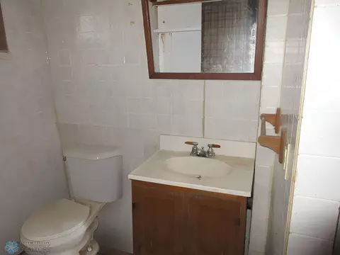 204 Maple Ave, Oakes, ND 58474 photo 22