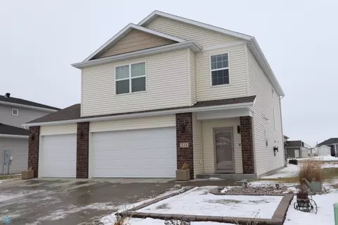 214 5th St E, Horace, ND 58047