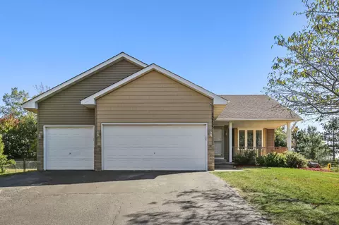 15755 Foxhill Ave N, Hugo, MN 55038