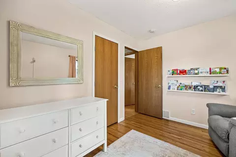 4000 Cinnabar Dr, Eagan, MN 55122 photo 14
