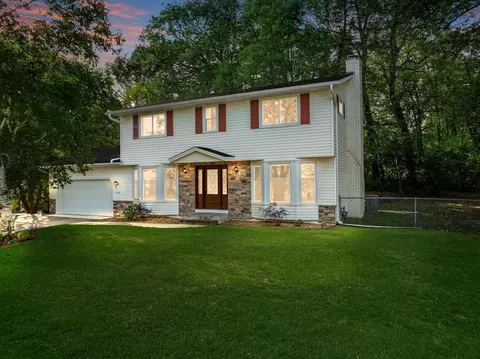 17591 Kilmer Ave, Eden Prairie, MN 55346