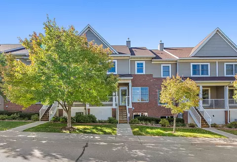 900 Ramsey St, Hastings, MN 55033