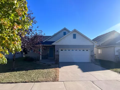 5548 Knollwood Dr, Saint Cloud, MN 56303
