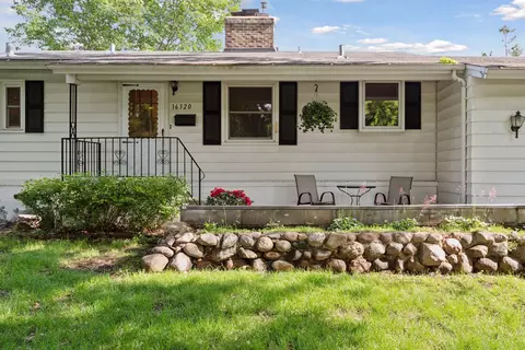 16320 Devon Dr, Minnetonka, MN 55345 photo 4