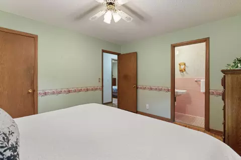 16320 Devon Dr, Minnetonka, MN 55345 photo 22