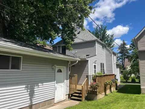 657 Bidwell St, Saint Paul, MN 55107