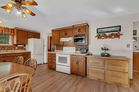 21725 County Road 8, Cold Spring, MN 56320 photo 4