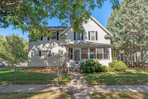 1743 Stillwater Ave, Saint Paul, MN 55106