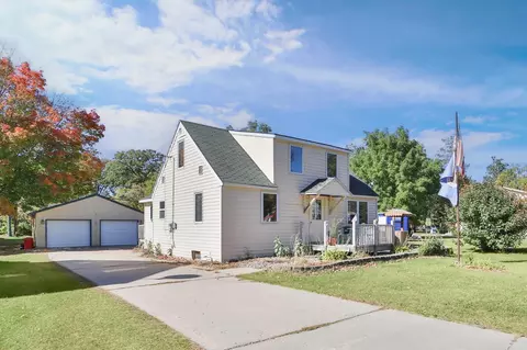 445 1st St S, Long Prairie, MN 56347