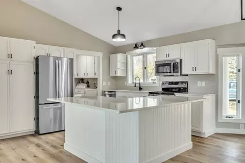 10601 30th St NW, Annandale, MN 55302