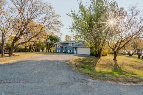 3593 SE 166 14 Ave SE, Mapleton, ND 58059