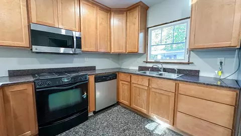 807 6th Ave S, Saint Cloud, MN 56301 photo 9