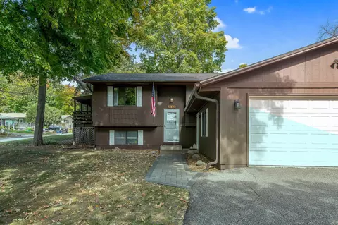 2190 Cedar Ln, Mound, MN 55364 photo 3