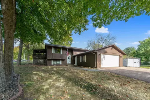 2190 Cedar Ln, Mound, MN 55364 photo 4