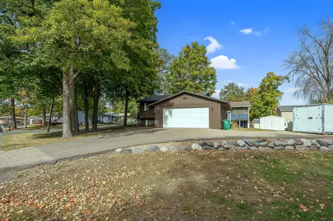 2190 Cedar Ln, Mound, MN 55364 photo 2