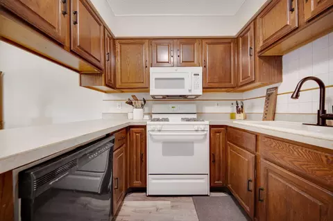 2190 Cedar Ln, Mound, MN 55364 photo 5
