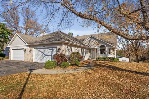 15522 Crocus Ln, Eden Prairie, MN 55347