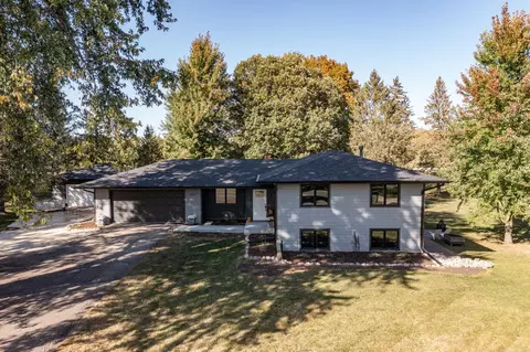 3741 Spring Green Ct NE, Rochester, MN 55906