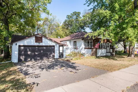 709 N Cascade St, Osceola, WI 54020