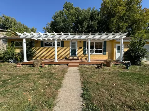 111 N 8th St, Kiester, MN 56051