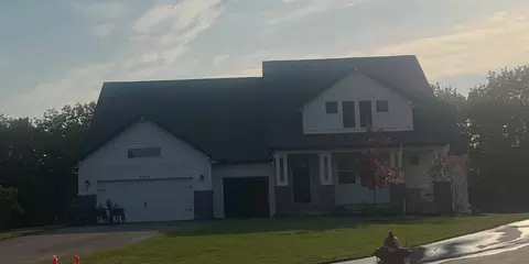 3844 Vista View Ct, Chaska, MN 55318