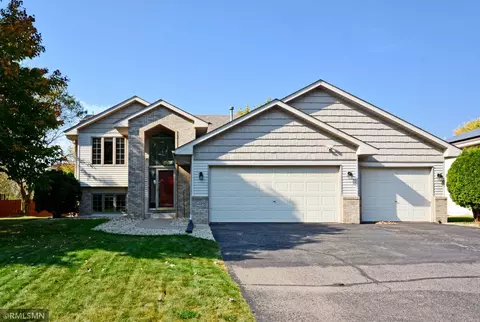 5409 Kings Cir N, Brooklyn Park, MN 55443