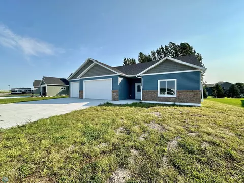 1226 Southview Dr SW, Glyndon, MN 56547
