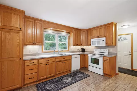 7321 E River Rd, Fridley, MN 55432 photo 8