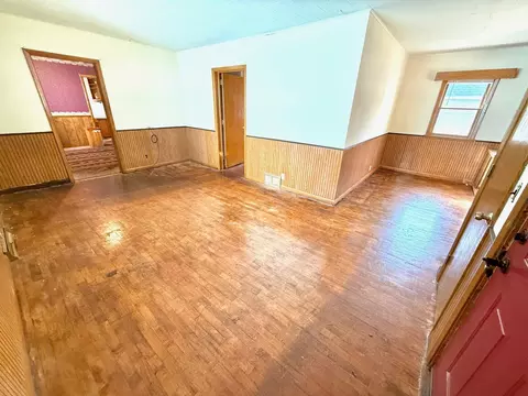 721 4th St SE, Willmar, MN 56201 photo 2