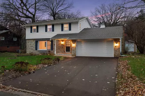 2108 W 108th St, Bloomington, MN 55431