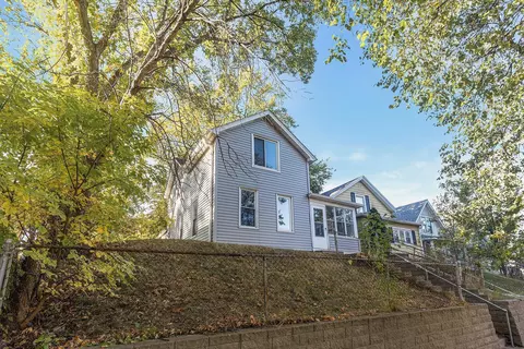 1188 Ross Ave, Saint Paul, MN 55106