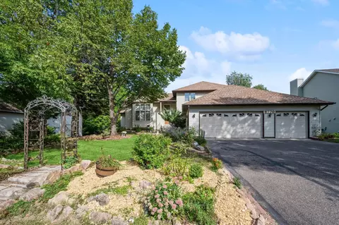 8770 Norwood Ln N, Maple Grove, MN 55369