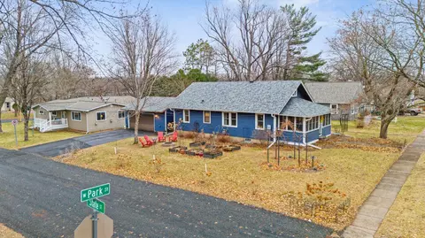 123 W Park St, River Falls, WI 54022