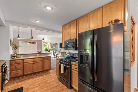 2141 Silver Bell Rd, Eagan, MN 55122 photo 3