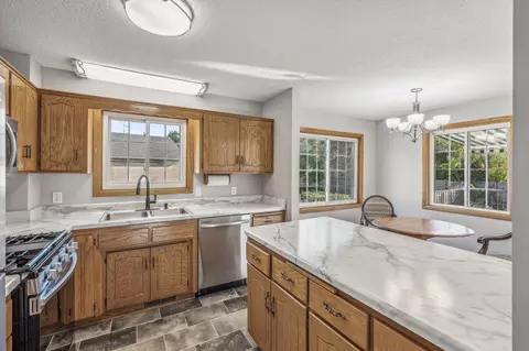 10420 Eagle St NW, Coon Rapids, MN 55433 photo 8