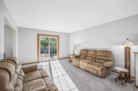 10420 Eagle St NW, Coon Rapids, MN 55433 photo 4