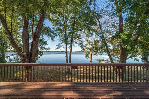 2913 Spring Lake Rd SW, Prior Lake, MN 55372