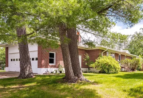 802 SW 7th Ave, Grand Rapids, MN 55744