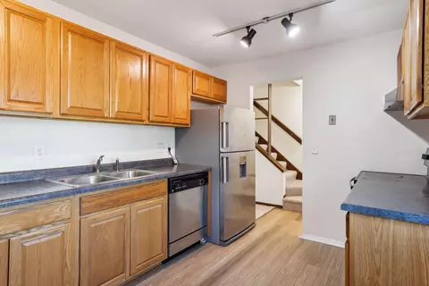 378 Mcknight Rd S, Maplewood, MN 55119 photo 8