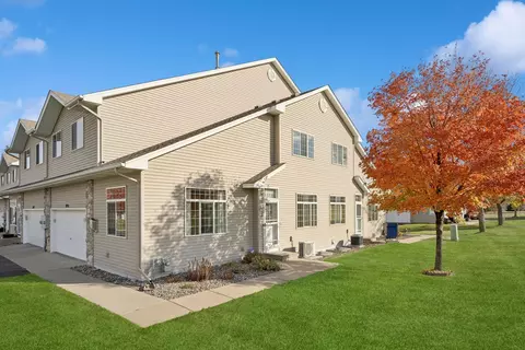 12725 Eagle St NW, Coon Rapids, MN 55448