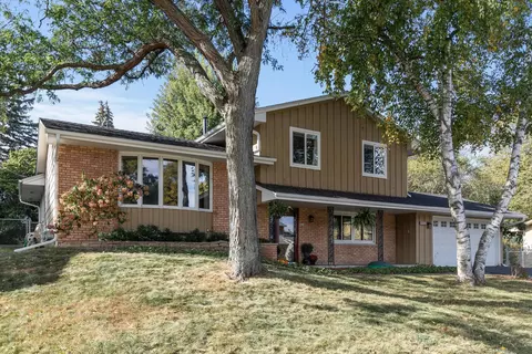 8309 Northwood Pkwy, New Hope, MN 55427