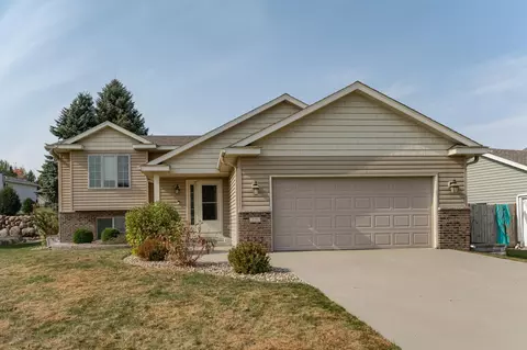 825 4th Ave NE, Byron, MN 55920