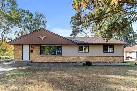6237 Lee Ave N, Brooklyn Center, MN 55429