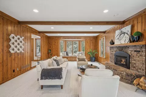2490 Mayflower Ave, Minnetonka, MN 55305